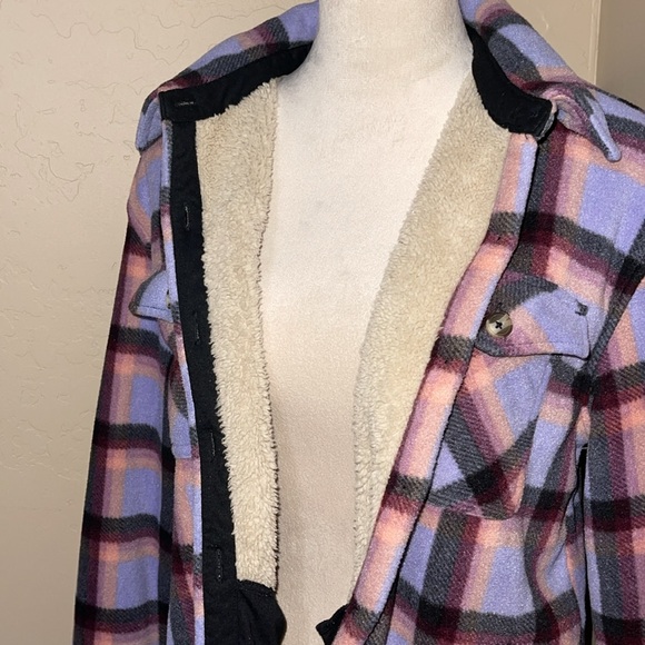 Sage Collective Shirt‎ Jacket Purple Plaid Size Medium Sherpa Fleece - Picture 2 of 7